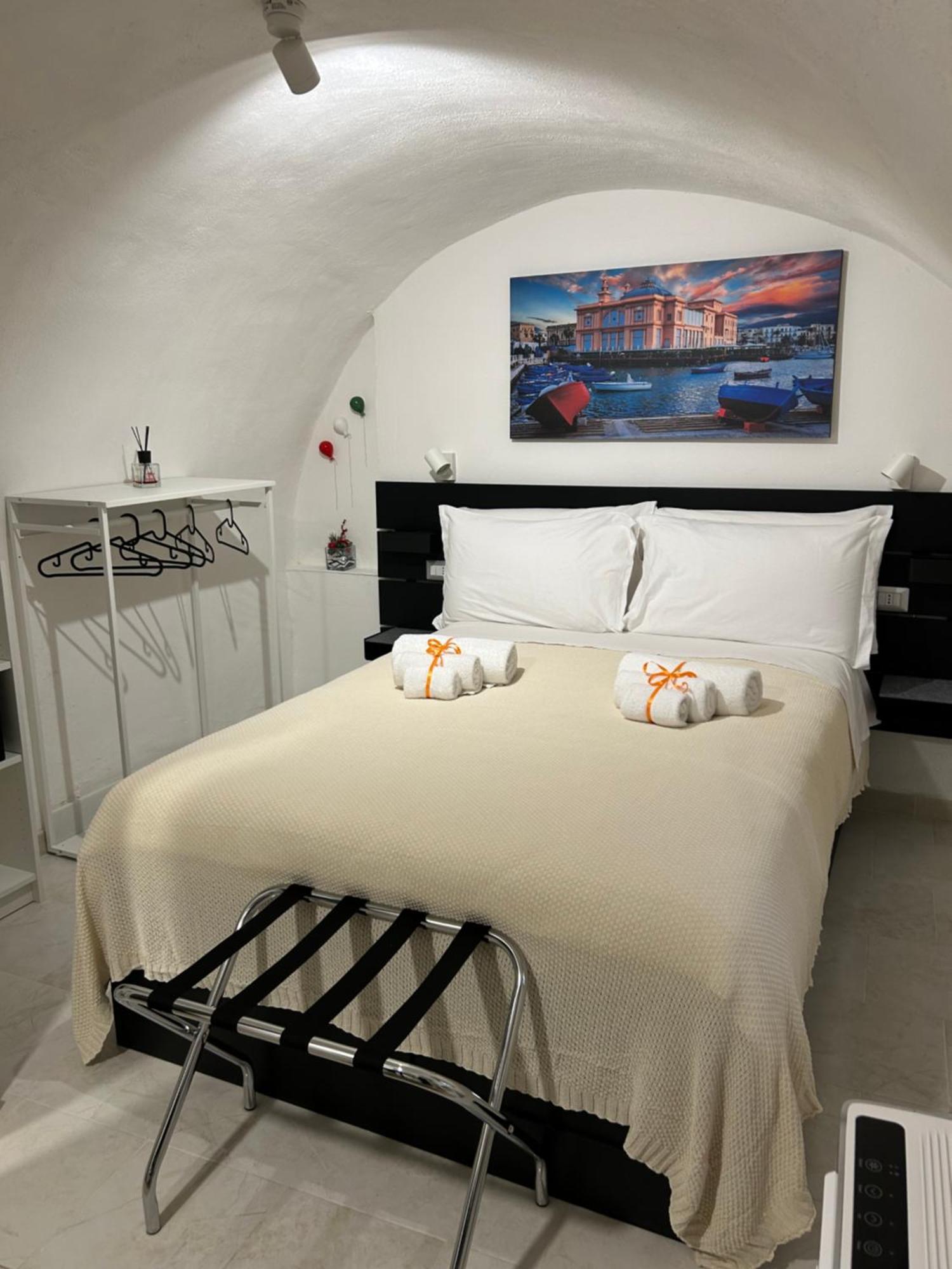 Cantovi Bari Esterno foto